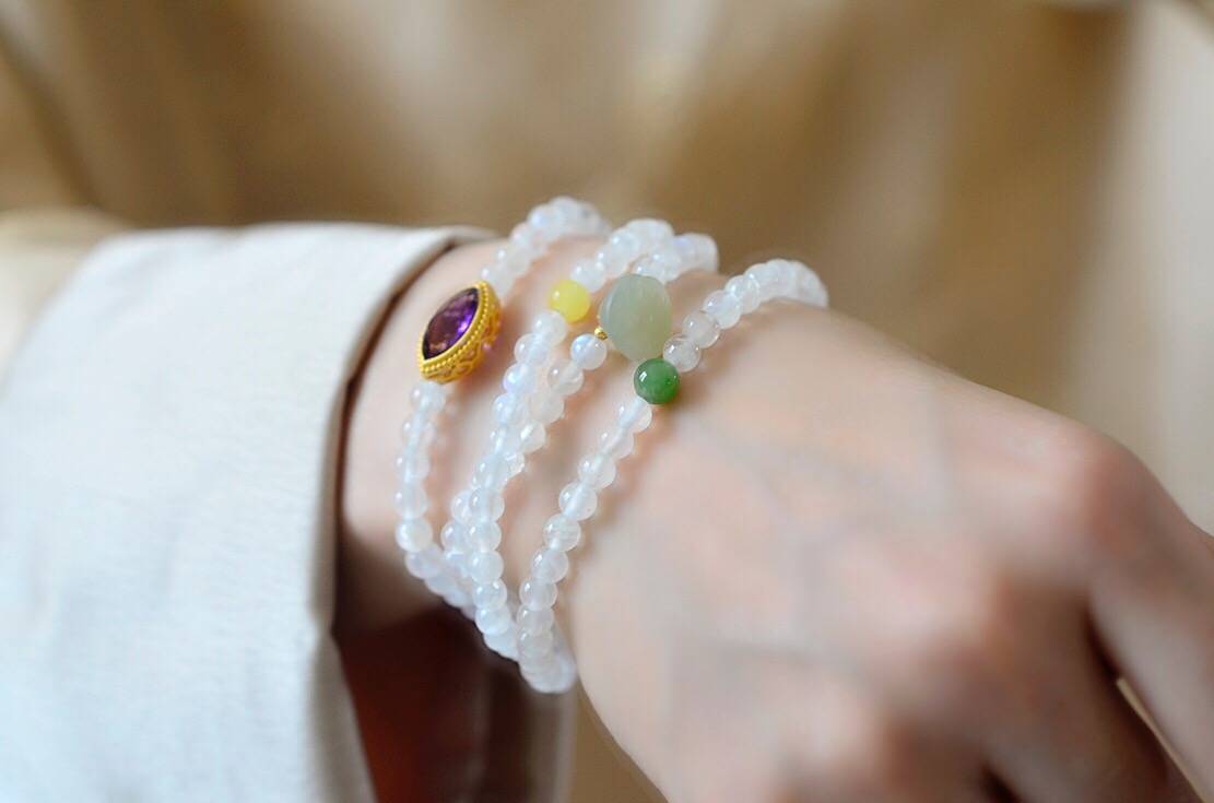 Moon Zen Court" Moonstone Multi-circle bracelet: Amethyst Attracts wisdom, amber Brings Blessings, Jade Guards Roots, Lotus Pod Conceals Truth, Gilt Adorns the moon