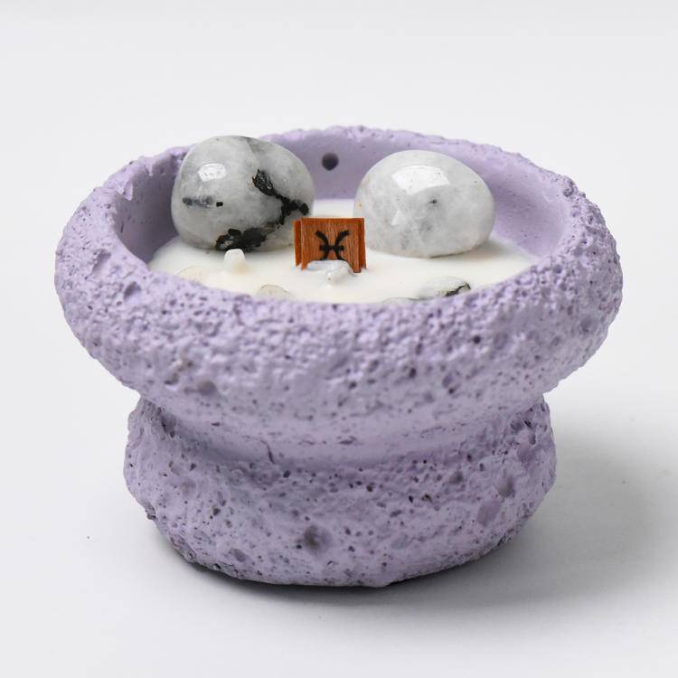 Celestial Aura: Zodiac Crystal Infused Aroma Candle
