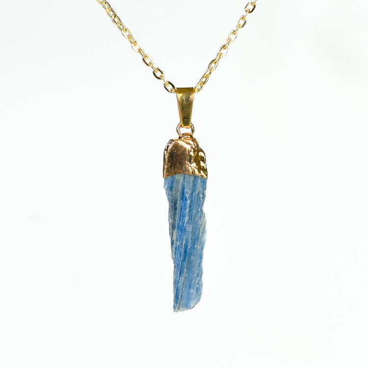 "Sleeping Starry Sky and Flowing Moonlight: The Gilded Awakening of a Blue Crystal Rough Stone"