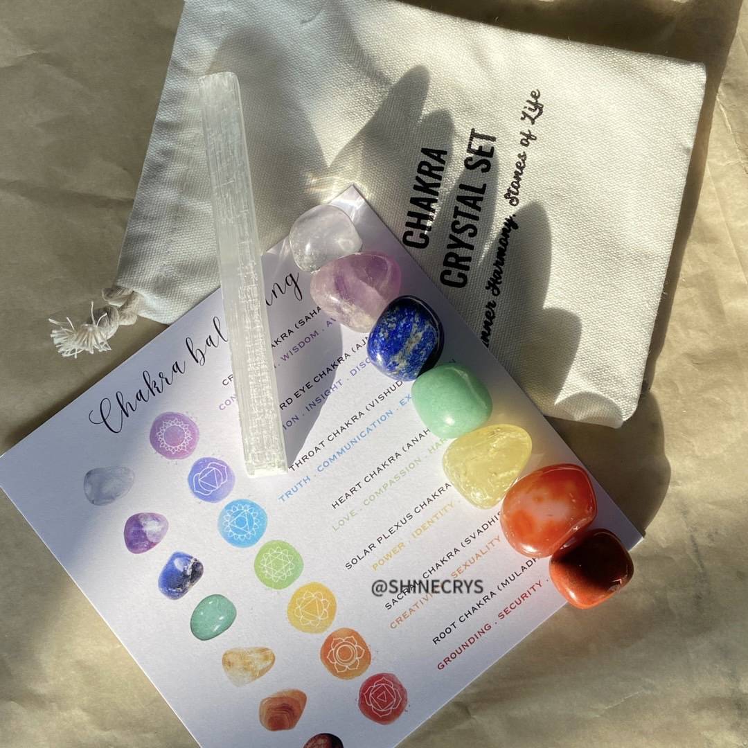 Activate the Life Energy Field! Classic Seven Chakra Healing Stone Set · One Set Awakens the Self-healing power of the Body and Mind -- Contains 7 chakra natural crystal stones + gypsum energy bars + customized interpretation cards + sacred storage bags