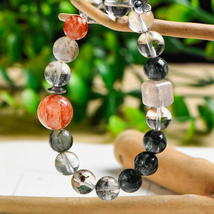 Green dragon crystal Green Ghost Red Gel Flower bracelet: 13mm Blood Flame top bead · Triple Green Energy Wealth Array