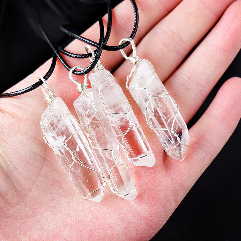 She is not a gem, but a frozen light and mountain spirit: the journey of a white crystal hexagonal pillar