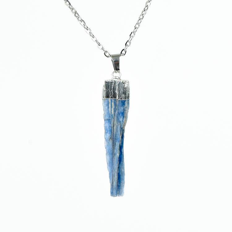 "Sleeping Starry Sky and Flowing Moonlight: The Gilded Awakening of a Blue Crystal Rough Stone"