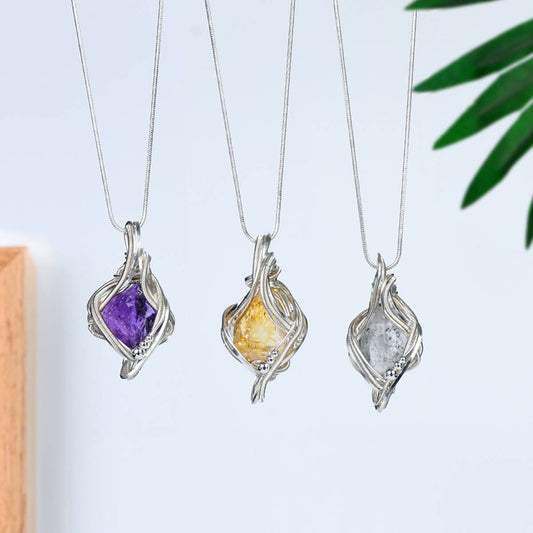 A Glance for a Thousand Years · The Enchanting Love of Natural Raw Stones