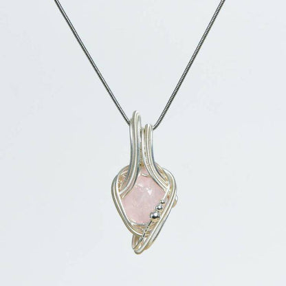 A Glance for a Thousand Years · The Enchanting Love of Natural Raw Stones