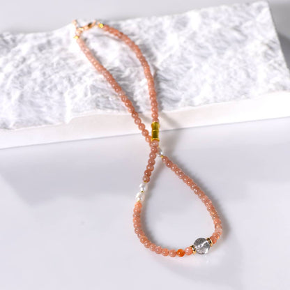 "Star Core Furnace" Sunstone Hair Crystal Particle Engine Collarbone chain: When the heart of a star beats in its neck, the light spear pierces through the dark curtain